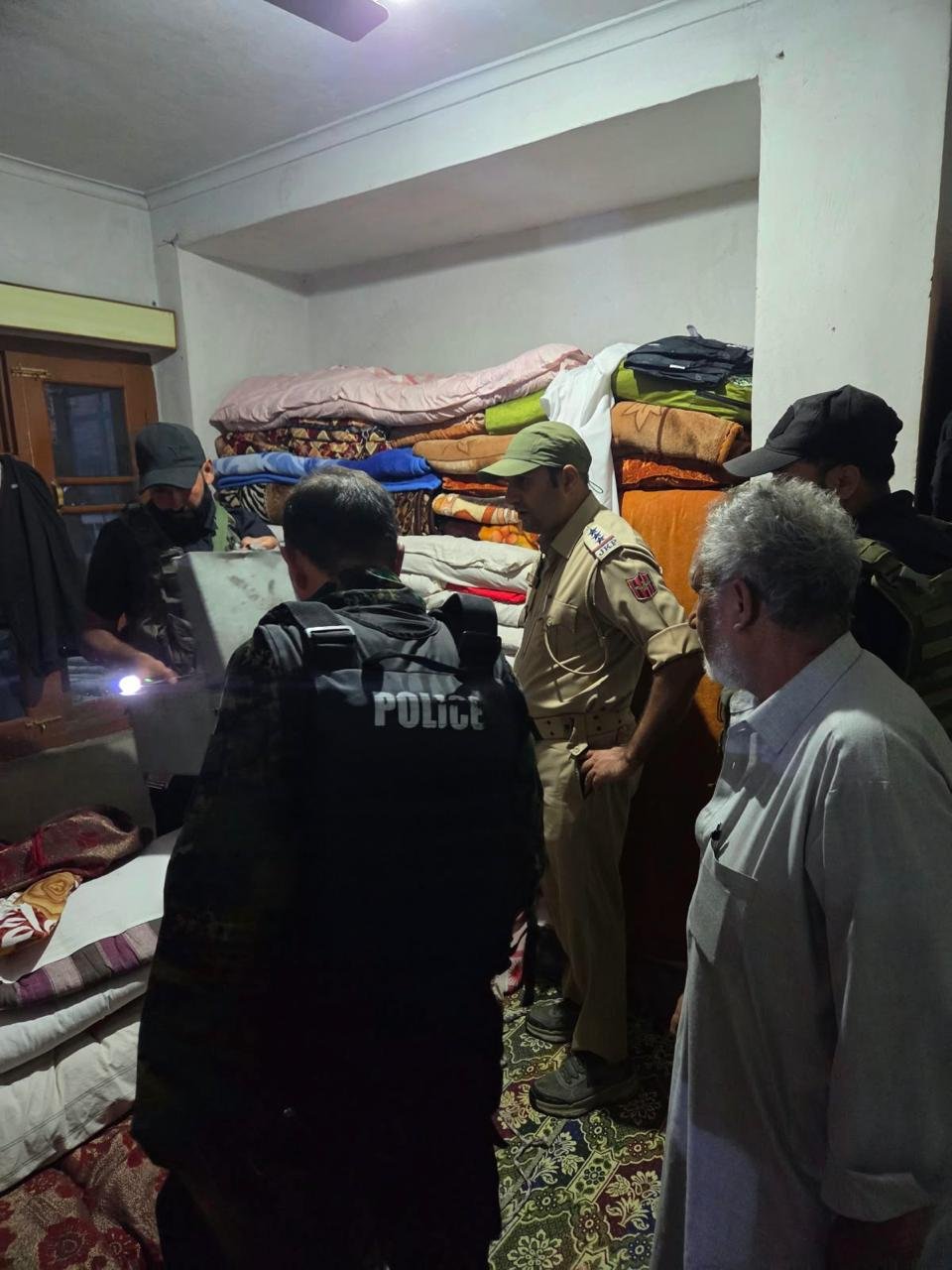 13 suspected drug peddlers detained in J&K's Anantnag