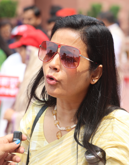 Bengal: Mahua Moitra files complaint against BJP workers over egg attack