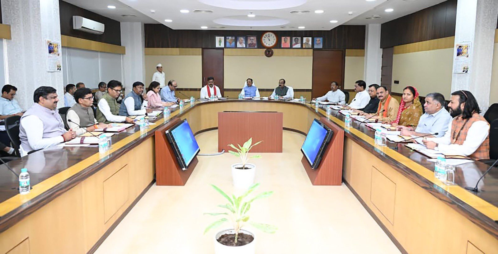 Chhattisgarh cabinet approves Rs 500 crore AI mission, BEML plant and key reforms — GLOBAL — Aslikannih