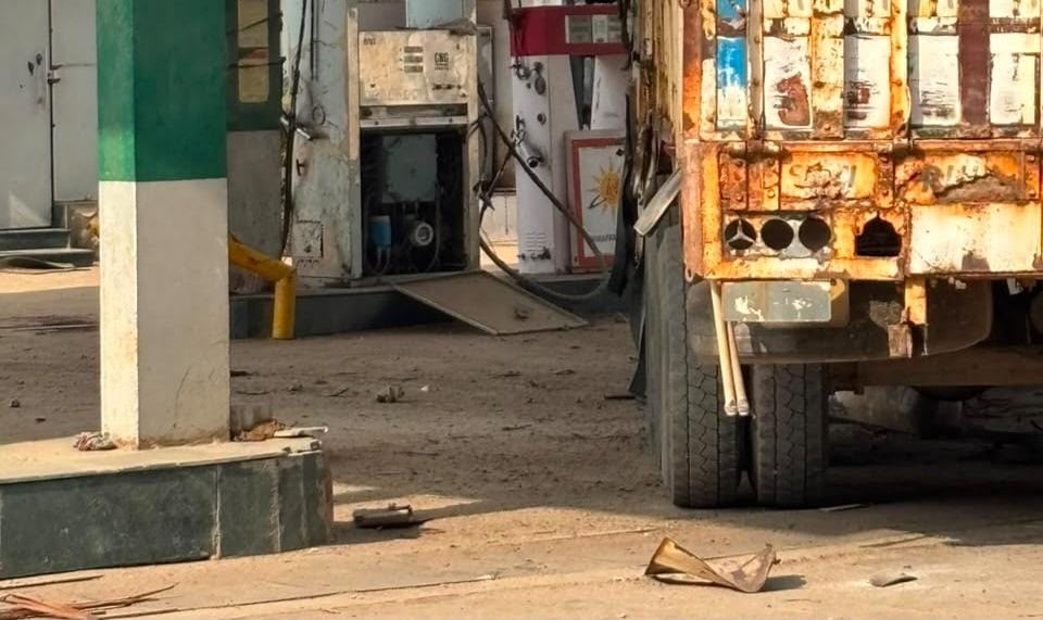 Delhi: Death toll in truck CNG cylinder blast reaches 3; all deceased employees of fuel station