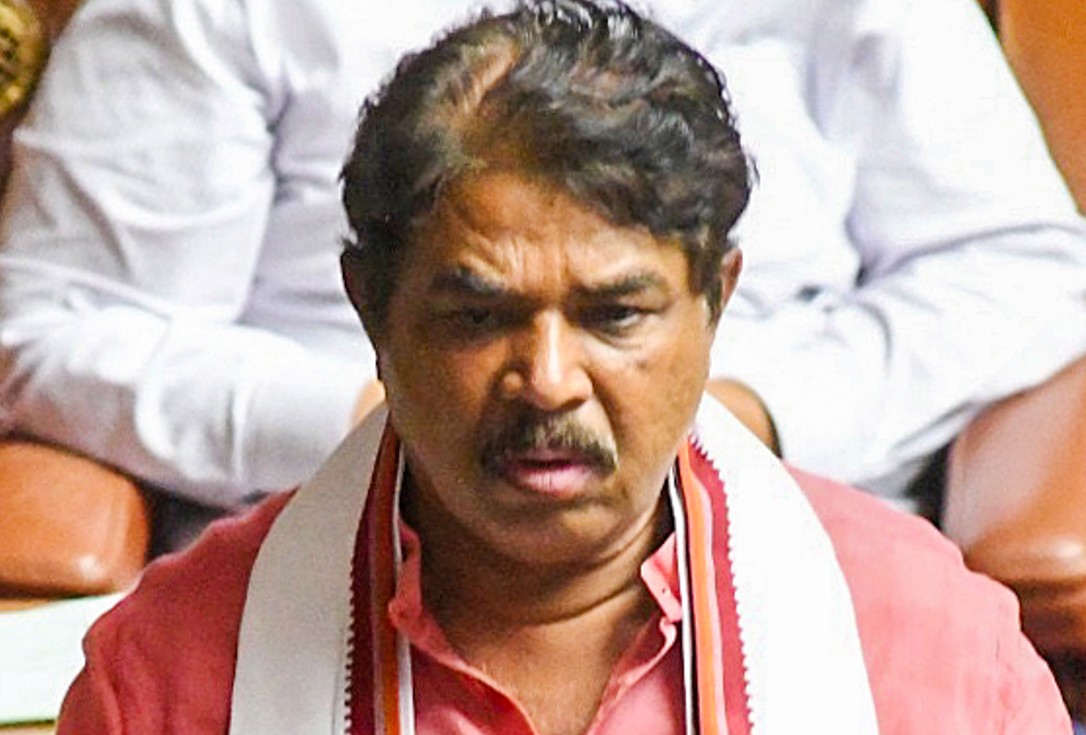 BJP accuses K’taka govt of secretly releasing Cauvery water