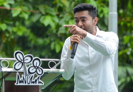KMC removes billboard from Abhishek Banerjee’s office after scuffle