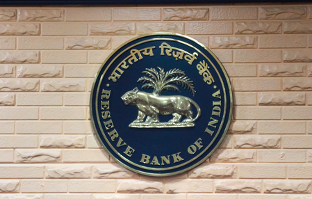 Swap facility for dollar deposits to be available only for deposits mobilised till August 31: RBI