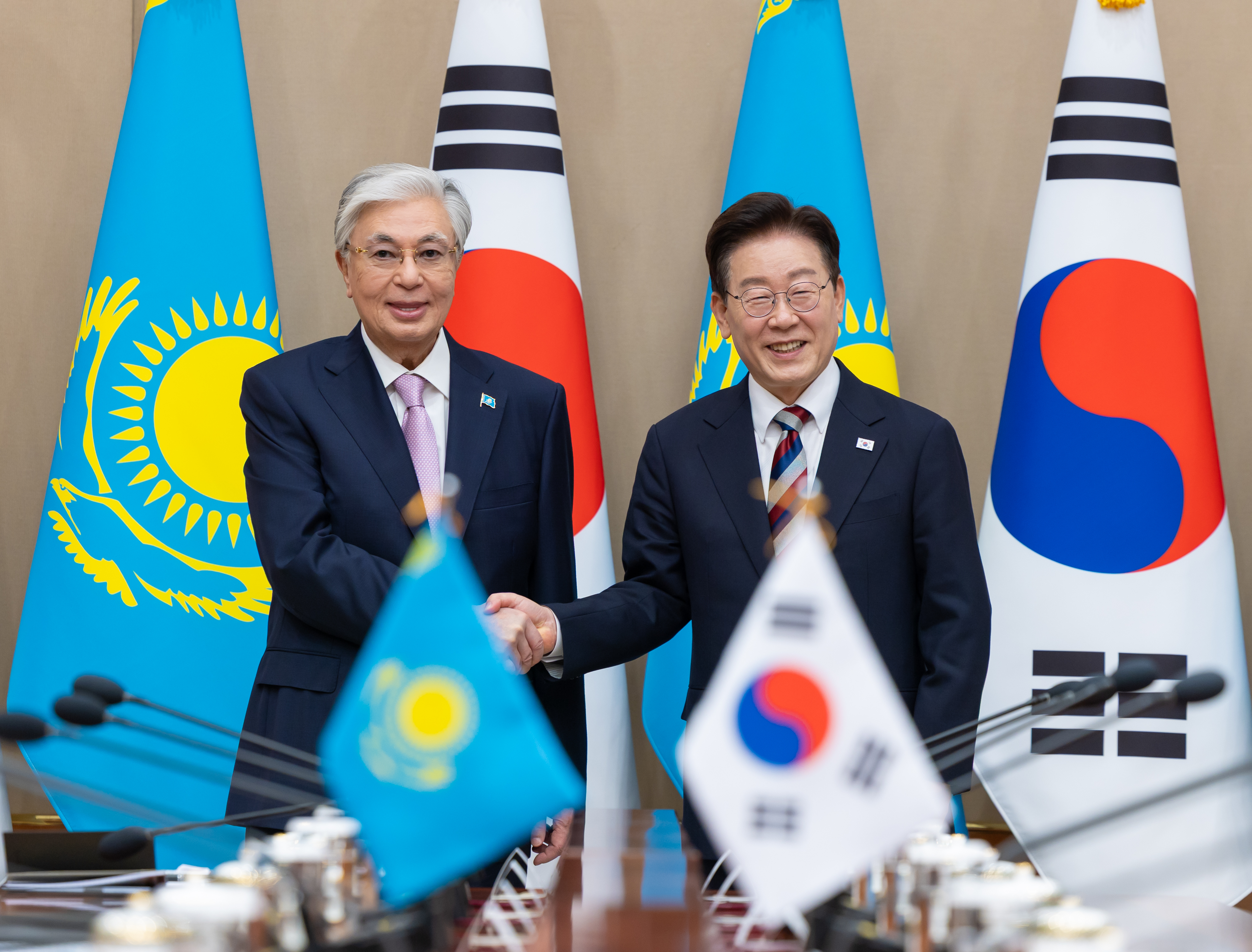 South Korea, Kazakhstan elevate ties, agree to boost cooperation in crude oil, nuclear power