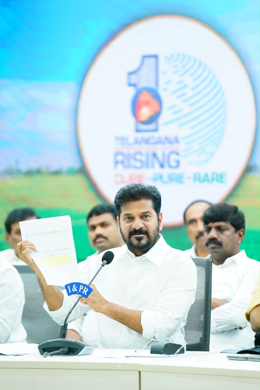 Insult to 4 crore people of Telangana, says CM on denial of permission for US visit